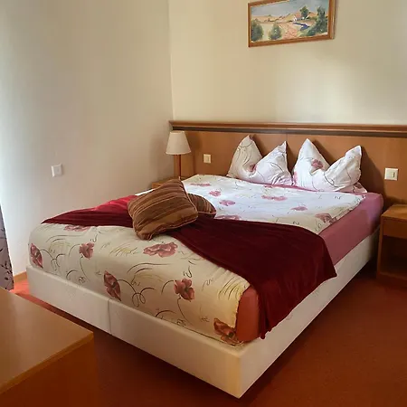 Communale De Hotel Gilly